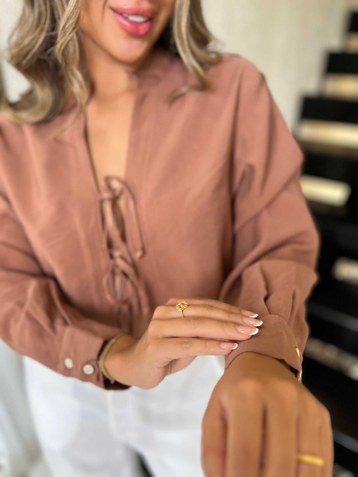 Blusa Amahia Café