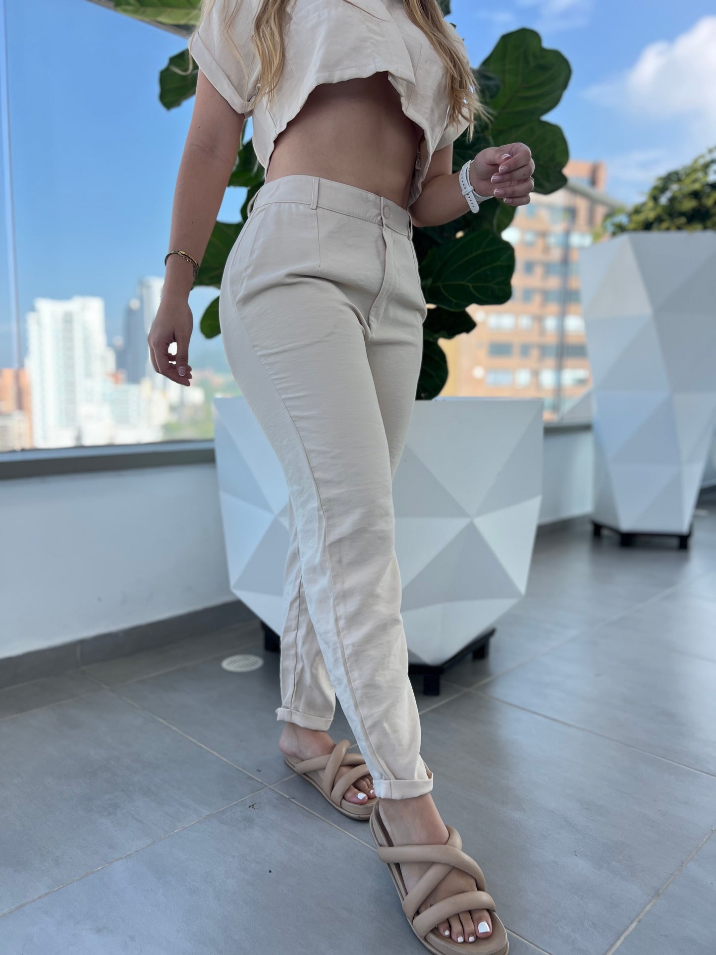 Pantalón Rigel Crema