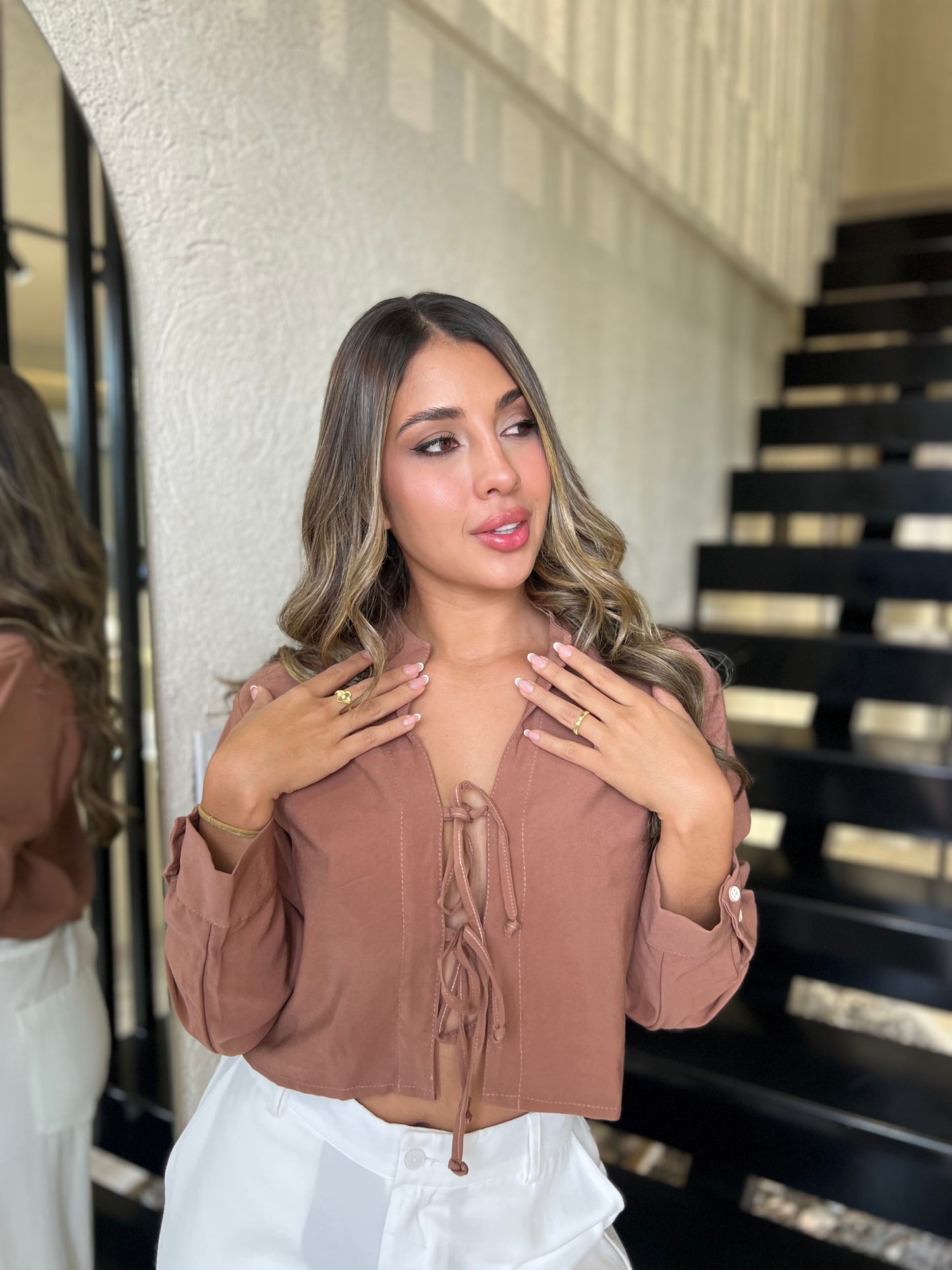 Blusa Amahia Café