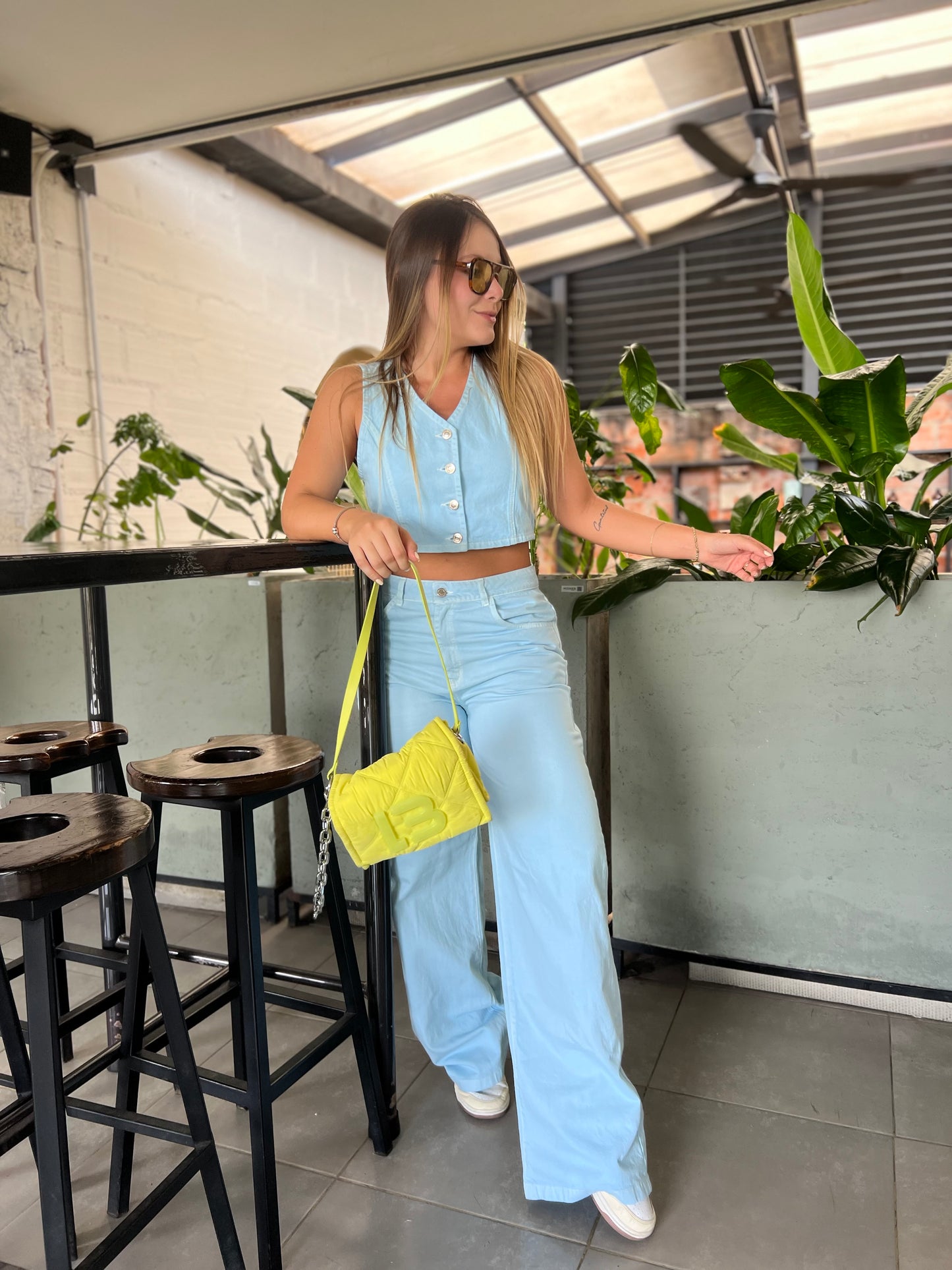 Jean Denver Celeste Retro