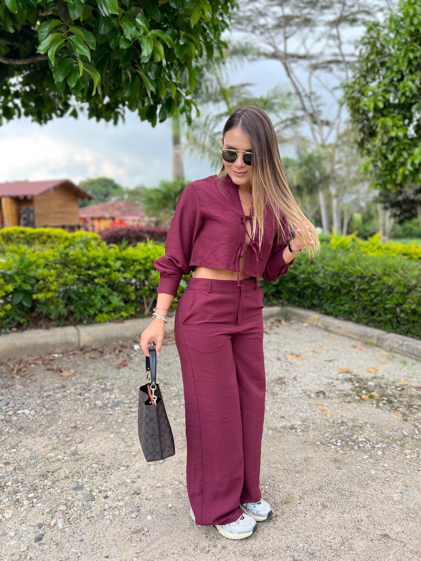 Blusa Amahia Vinotinto