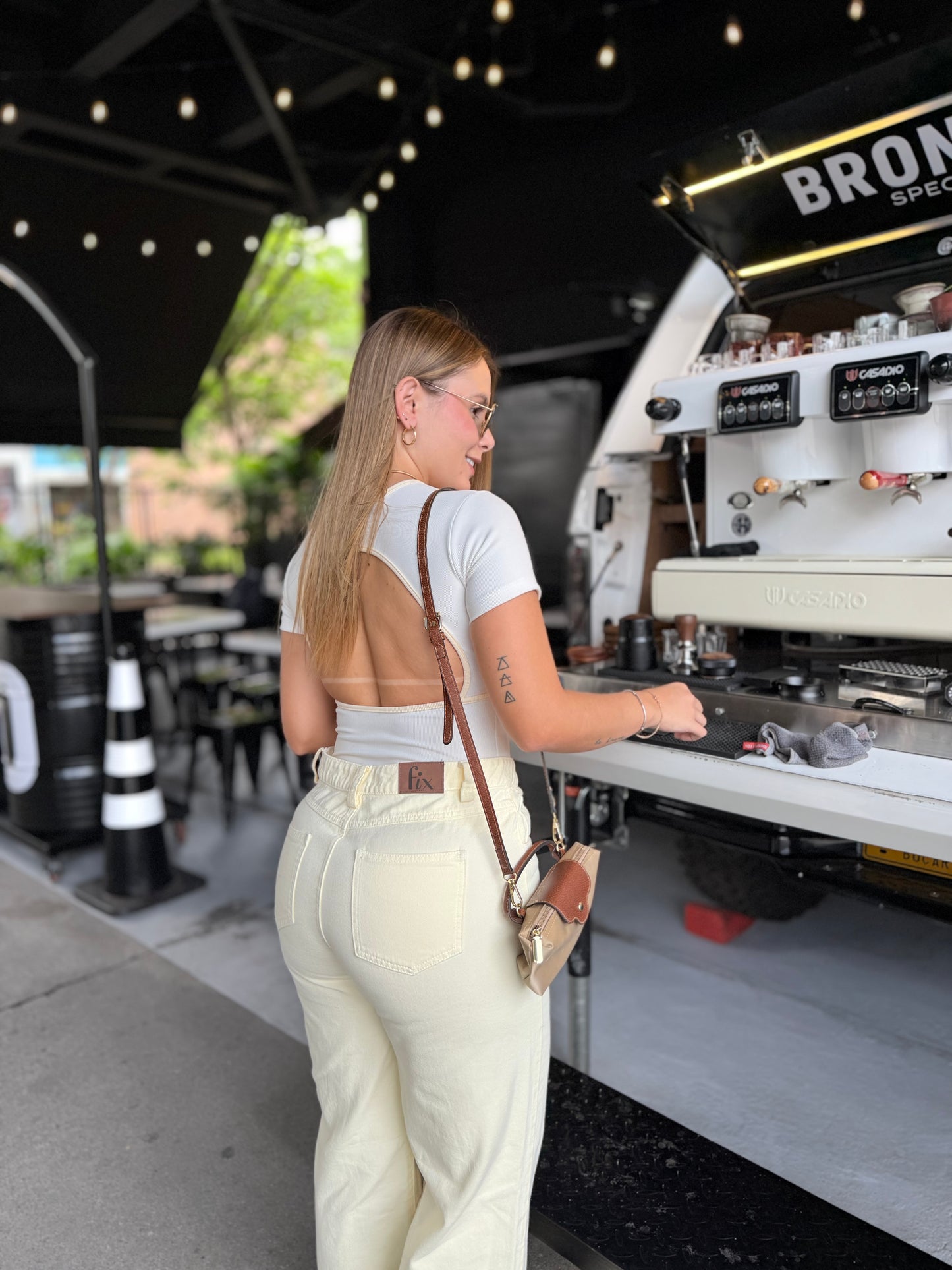 Body Verona Blanco-Mantequilla