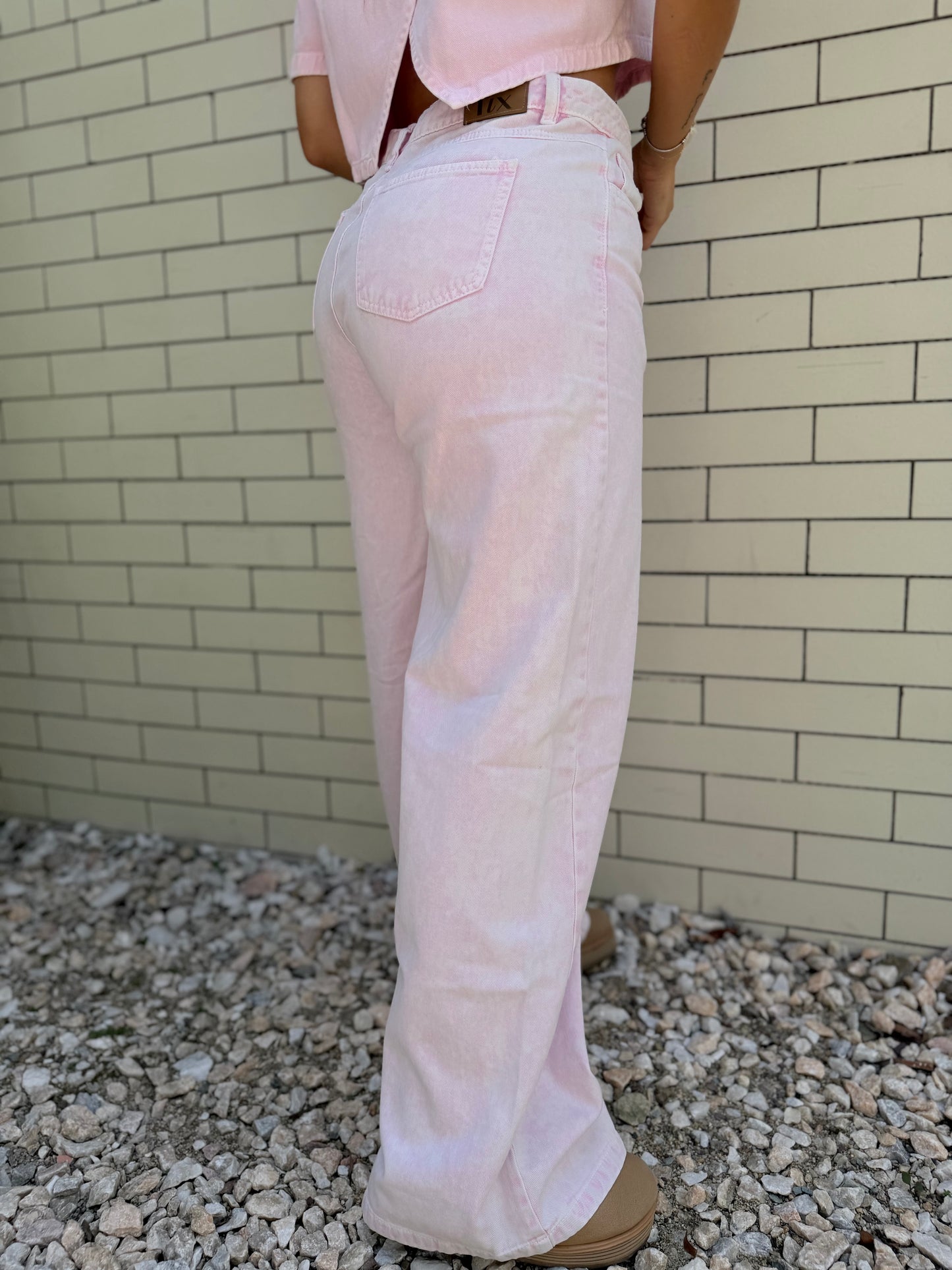 Jean Sienna Rosado Acid Wash